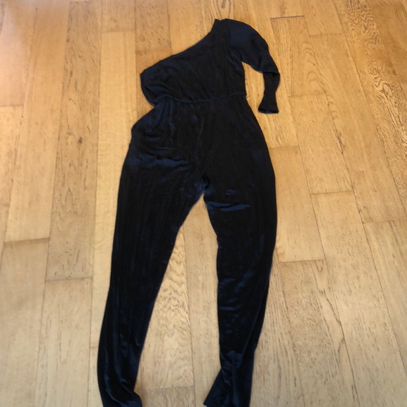 Romper/Jumper - Picture 5 of 7